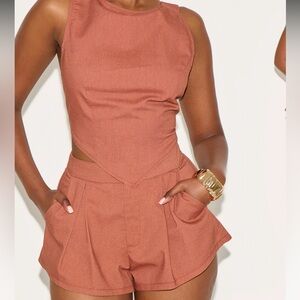PrettyLittleThing High Waist Rust Shorts Set